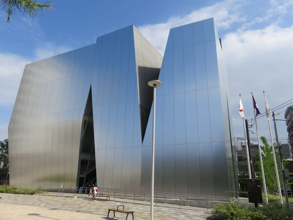 すみだ北斎美術館