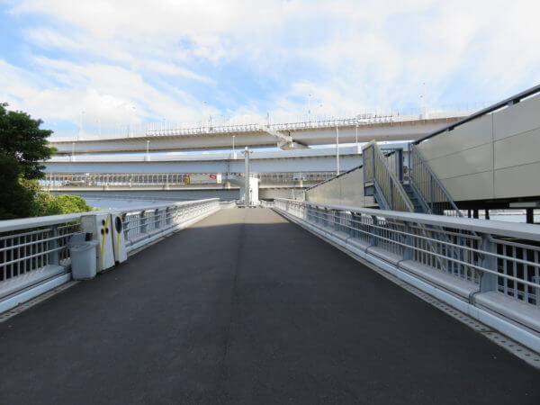 レインボープロムナード