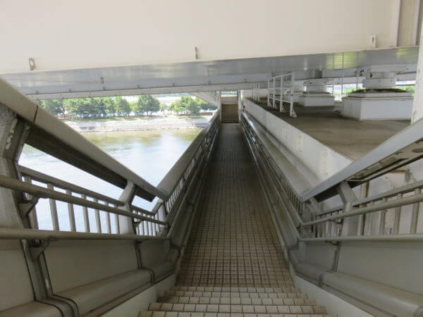 レインボープロムナード