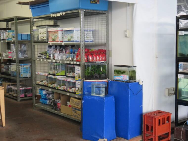 西武池袋本店9F屋上フィッシュショップ