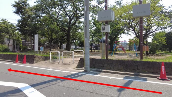 小さな坂の上のめだか家.358